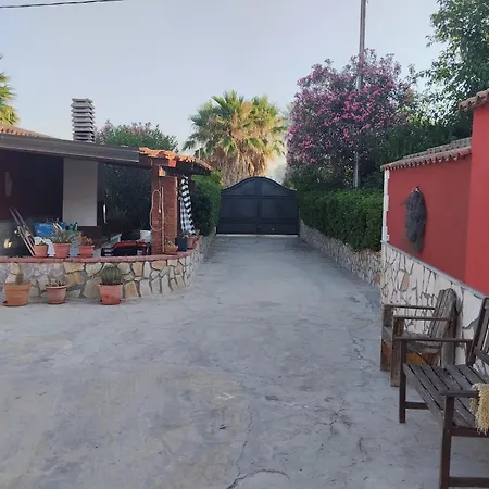 Nyaraló Salvo *