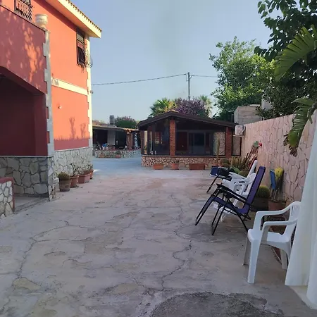 Nyaraló Salvo *